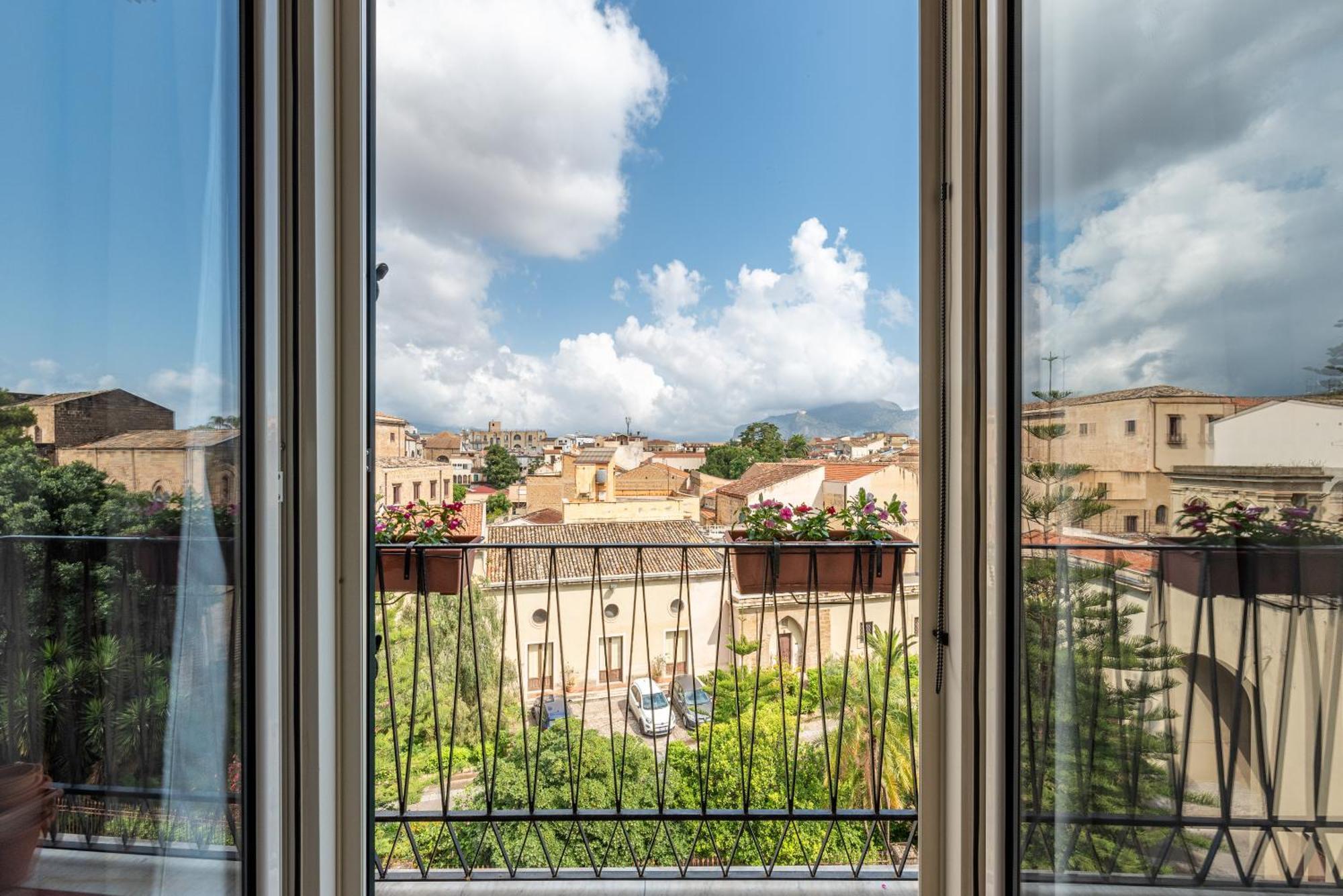 Lumar Sicilia - Magione Apartman Palermo Kültér fotó